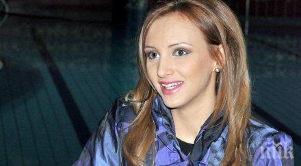 пикантно юлия юревич заби гръцки милионер