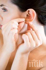 умни обеци измерват пулса двигателната активност