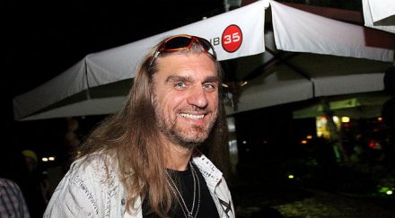 калки показва тайния син пеят квантовия преход