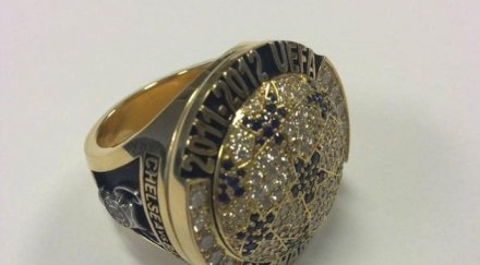 дрогба дари играчите челси уникални пръстени