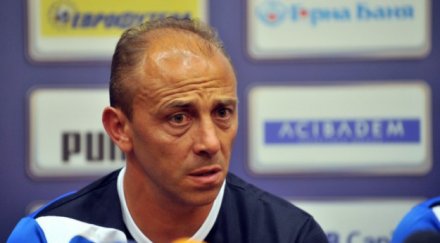 левски хвърля базил рамос славия