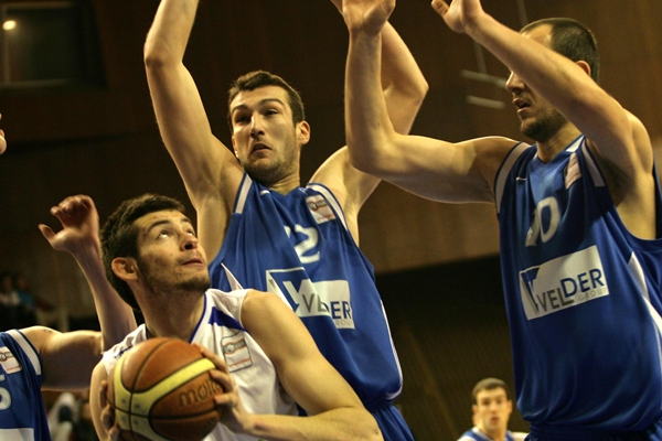 Баскетболният Левски отнесе израелци в Балканската лига