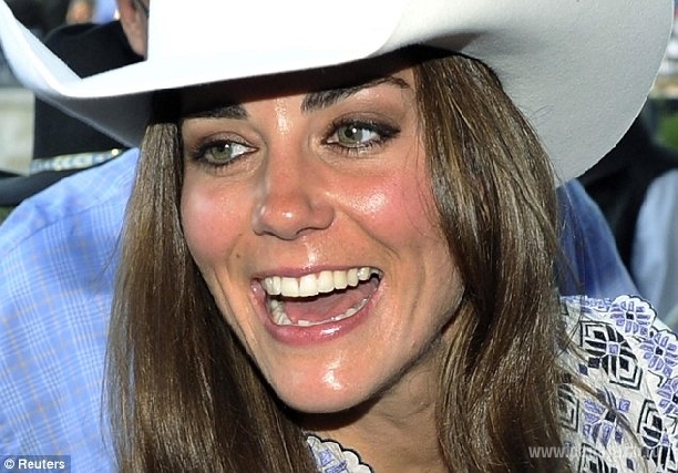 Медсестрата, дала информация за бебето на Кейт, се самоуби