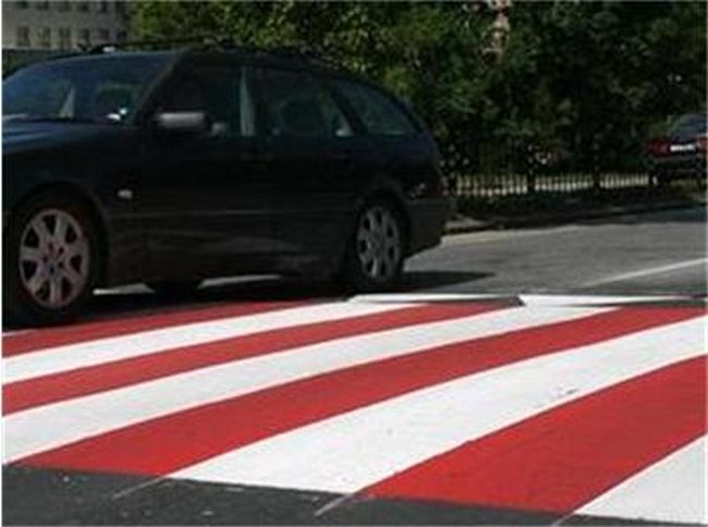 Внимание! Пътищата в страната днес са хлъзгави