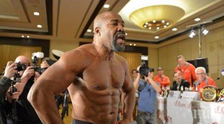 бригс кличко наби едно жалко момченце събра смелост мен видео