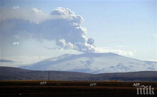 Вулкан изригна в Камчатка