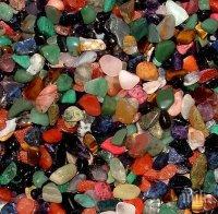 Китаец криел в мазето си 1 тон пари в брой, скъпоценни камъни и нефрит