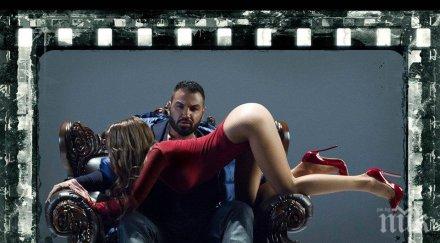 плагиатство азис мария съд 300 000 долара заради откраднато парче