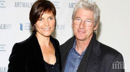 бившата ричард гиър скубе 100 млн