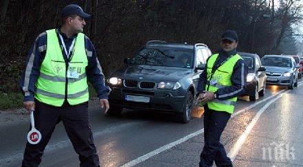 българският полицай стана хит македония снимка