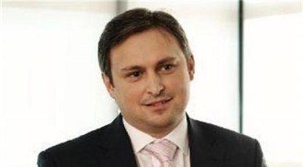 шефът фонда влоговете моля хората пари ктб струпват веднага банките