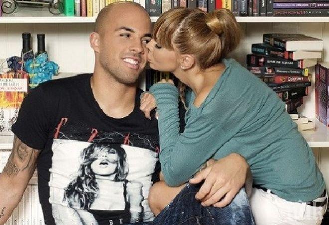 Домакиня за пример! Алисия готви боб с наденица на Ники всеки месец