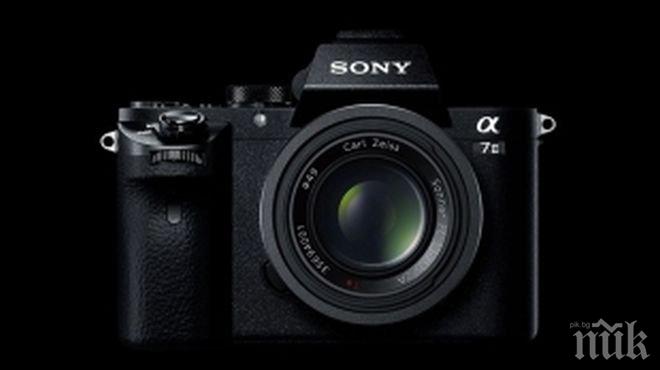 Sony представиха официално безогледалния фотоапарат Alpha 7 II