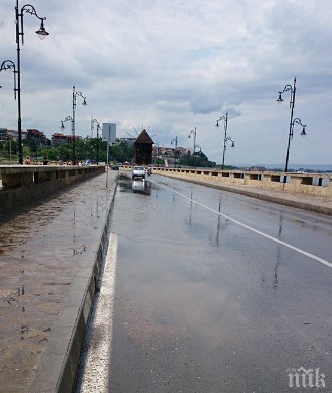 Вандали потрошиха част от уличното осветление в Несебър 