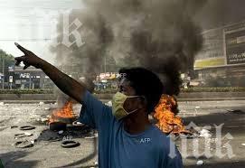 Кървавото нападение в синагогата в Ерусалим заплашва да отприщи вълна от насилие