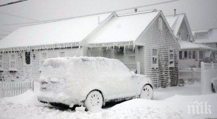 стотици умират чистене сняг