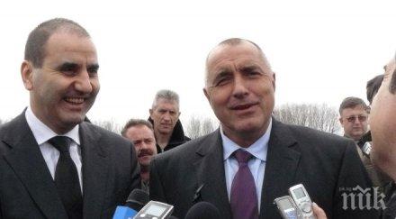 свищовлия написа народна песен тръгна дружина сговорна бойко войвода стана цветан помощник беше