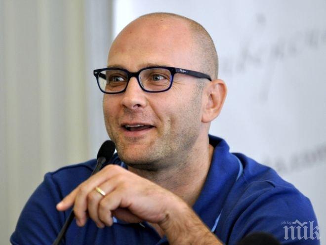 Тити Папазов: Очаквах Левски да загуби, доволен съм, че запазихме здравето на Иванов и Маринов

