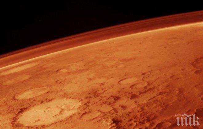 Космонавтите, които ще заминат на Марс, няма да се върнат
