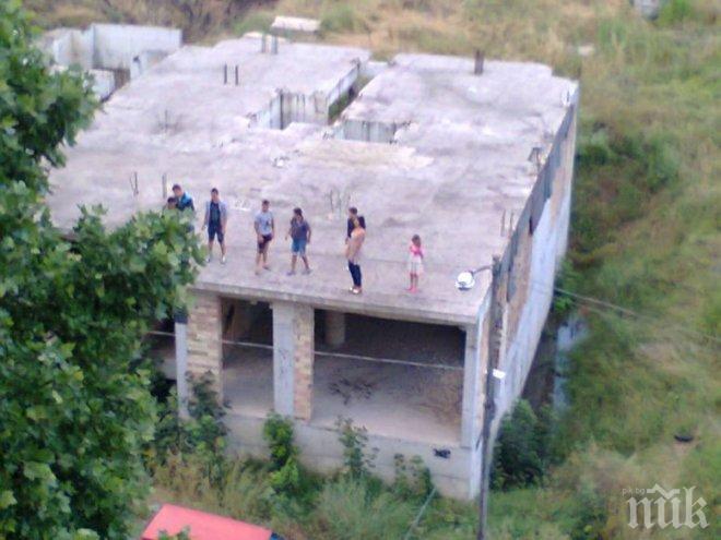 Удължават срока за техническите паспорти на строежите