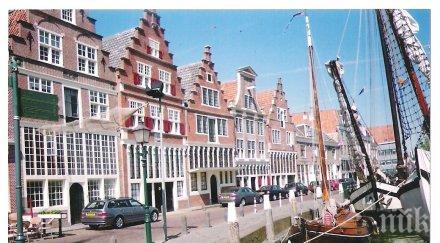 арестуваха трима холандия тероризъм