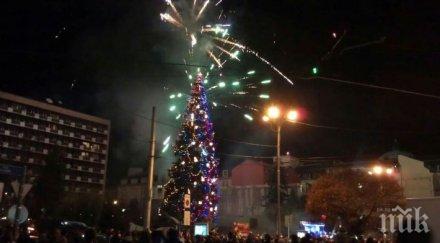 метрова коледна елха краси благоевград