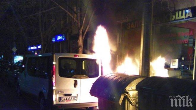 Бус горя на Петте кьошета в София 