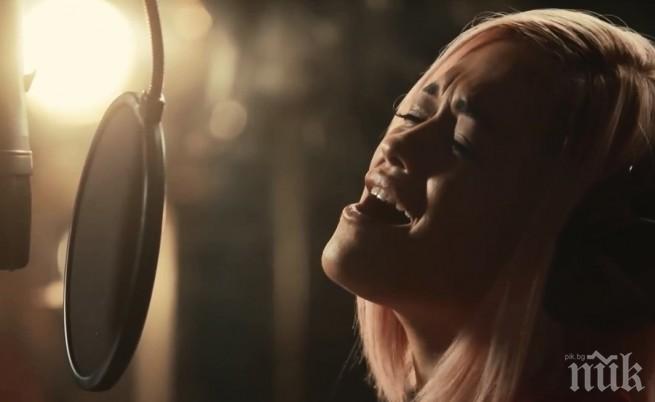 Благотворителна песен срещу ебола оглави поп класация (видео)