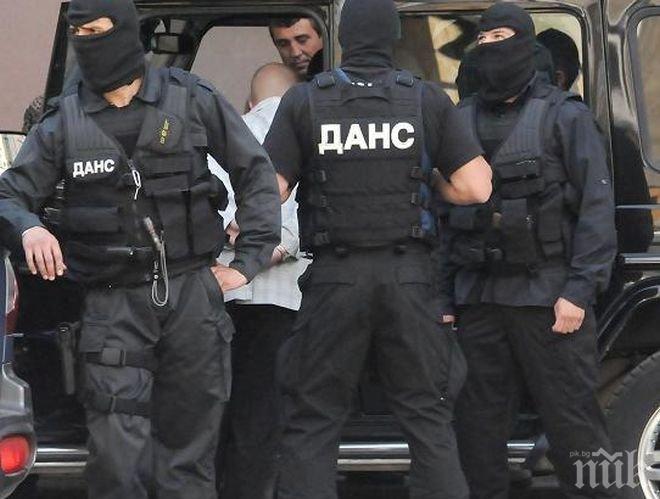 Извънредно! Мащабна антитерористична операция в Пазарджик - ДАНС търси поддръжници на Ислямска държава (обновена)