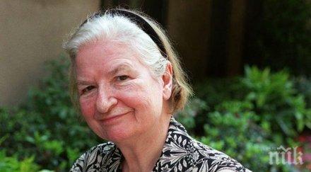 почина знаменитата британска писателка филис дороти джеймс