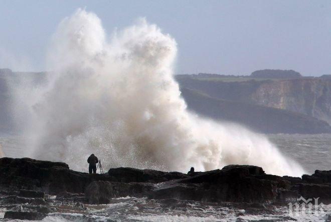 Над 30 души са пострадали от силните бури в австралийския град Бризбейн