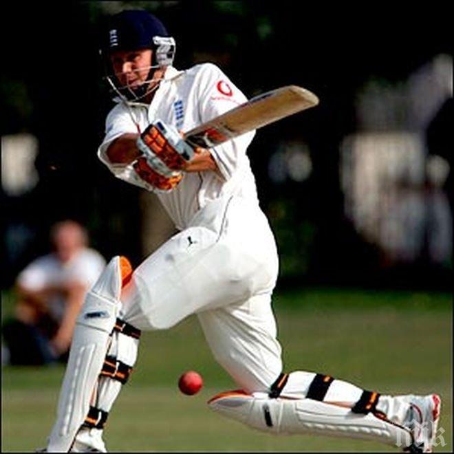 Австралиец почина след удар с топка за крикет в главата