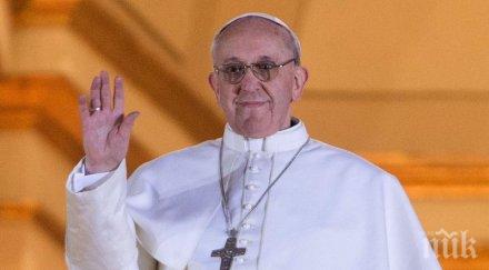 папа франциск обеща подкрепа християните близкия изток