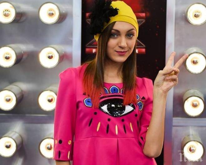 Кристина Дончева съсипана след отпадането от Х Фактор, подозират шашма с вота на зрителите!
