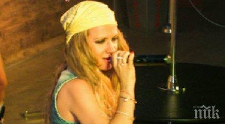 лора караджова замрази стволови клетки дъщеря