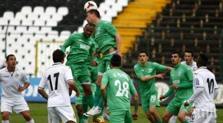 супер скандал национал конгоанец берое отборът раздели българи чужденци