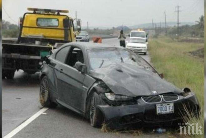 Катастрофа на заледения път Варна - Добрич, удариха се две коли, бус и камион!