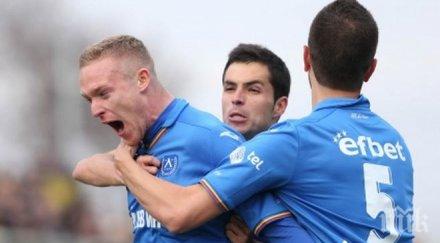 роман прохазка преподписва левски