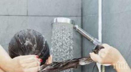 секс скандал старшинка монтира камери душа колежките после публикува сцените нета