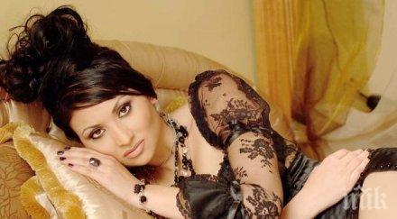 софи маринова пея докато родя