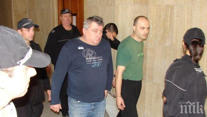 Скандал! Срещу 400 лв. платените момичета на Големия Капон предлагали сексуален маратон