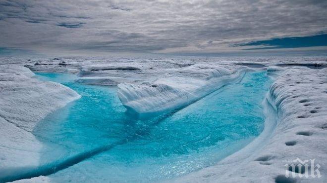 Топла океанска вода подкопава ледените рифове на Антарктика
