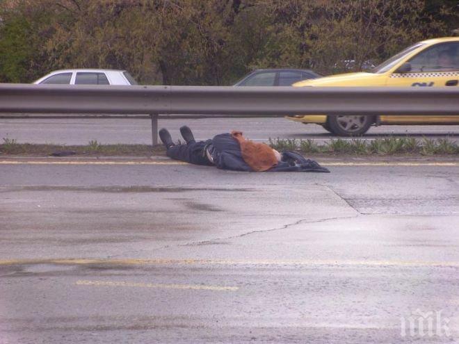 Ужас! Убиха на място пешеходец в София 