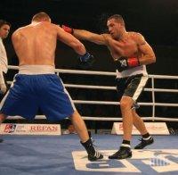 Спас Генов иска победа за ЧРД на сина си в третата Нощ на профибокса

