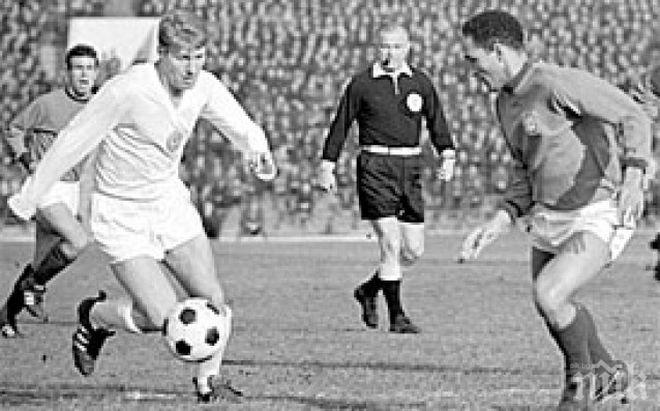 76 години от рождението на Никола Котков