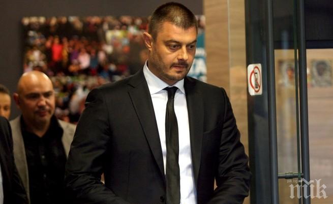 Бареков пред ПИК: Москов, кога беше искрен - когато той и РБ купиха 10 000 цигански гласа, или когато обвини ромите за провала на здравната реформа! Има опасност еврофондовете да спрат и Борисов да плати скъпа цена!