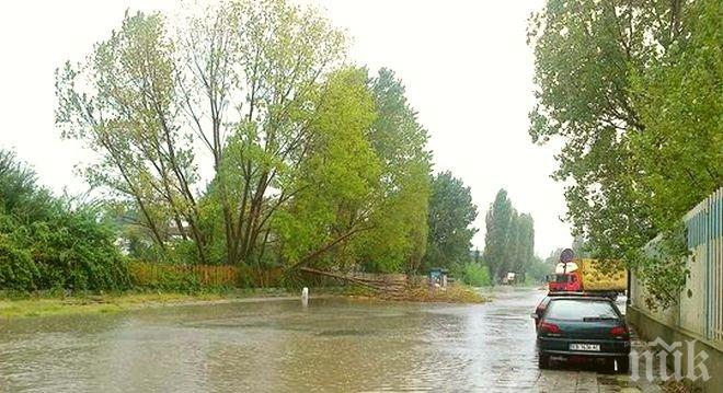 Остава бедственото положение в Гълъбово, Раднево и Елхово