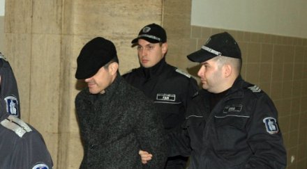 ескортираха брендо президент съдебната палата