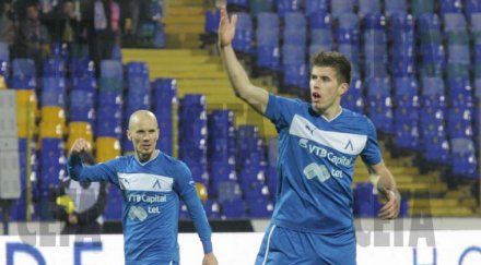 жоао силва съм нападател вкарвам