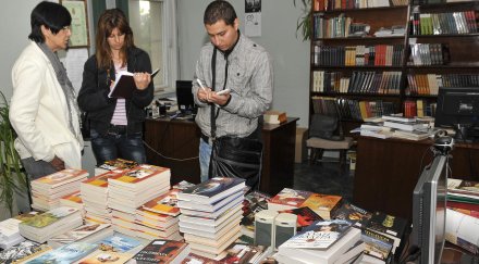 българинът пак става фен книгата